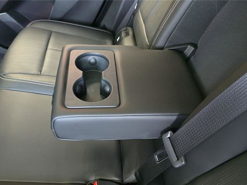 Used 2024 Cadillac Lyriq Luxury w/ LPO, Floor Liner Package image 27