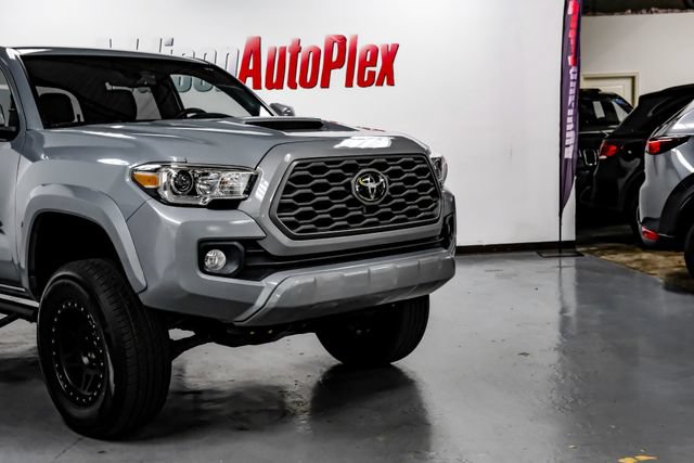 Used 2021 Toyota Tacoma TRD Sport AWD/4WD image 6