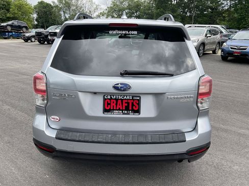 Used 2017 Subaru Forester 2.5i Premium w/ All-Weather Package AWD/4WD image 4
