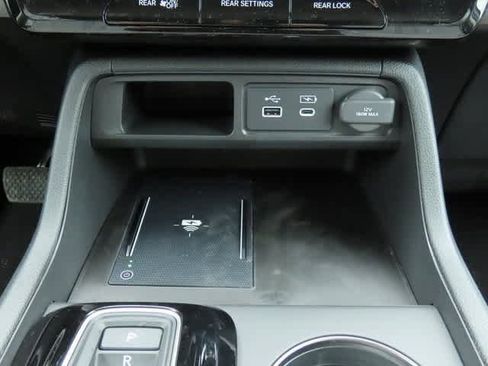 New 2025 Honda Pilot EX-L image 21