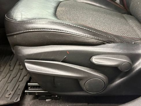 Used 2020 Jeep Compass Trailhawk AWD/4WD image 13