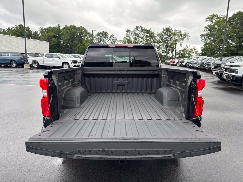 New 2026 Chevrolet Silverado 1500 RST w/ Z71 Off-Road Package AWD/4WD image 6