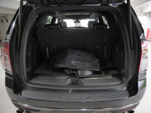Used 2022 Chevrolet Tahoe RST w/ Sport Performance Package AWD/4WD image 51