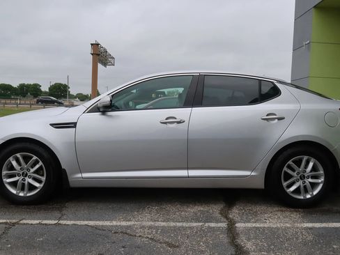 Used 2011 Kia Optima LX image 5