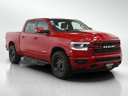 Used 2022 RAM 1500 Laramie w/ Sport Appearance Package AWD/4WD image 9