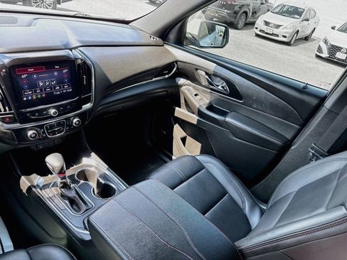 Used 2023 Chevrolet Traverse RS AWD/4WD image 20