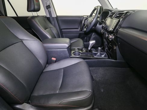 Used 2023 Toyota 4Runner TRD Off-Road Premium image 17