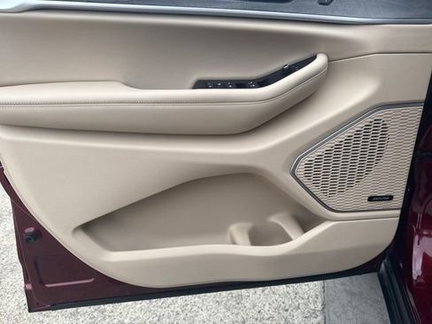 Used 2021 Jeep Grand Cherokee L Limited image 9