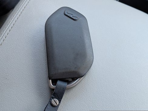 Used 2024 Kia Sorento S FWD image 36