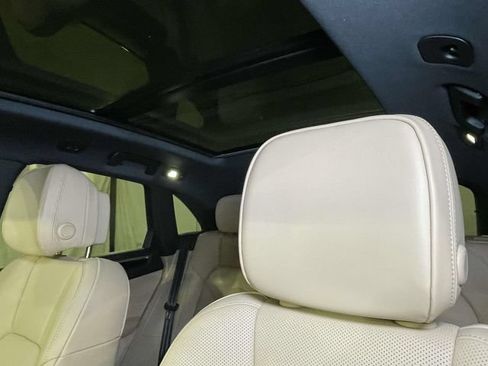 Certified 2026 Porsche Macan S AWD/4WD image 19