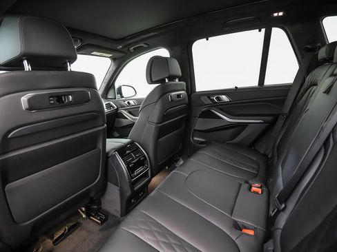 New 2026 BMW X5 xDrive40i w/ Executive Package AWD/4WD image 21