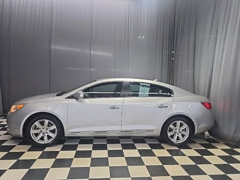 Used 2010 Buick LaCrosse CXL w/ Luxury Package image 17