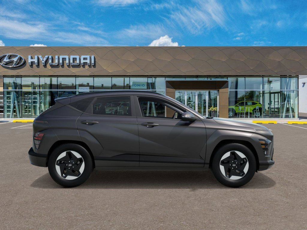 New 2025 Hyundai Kona SEL FWD image 7