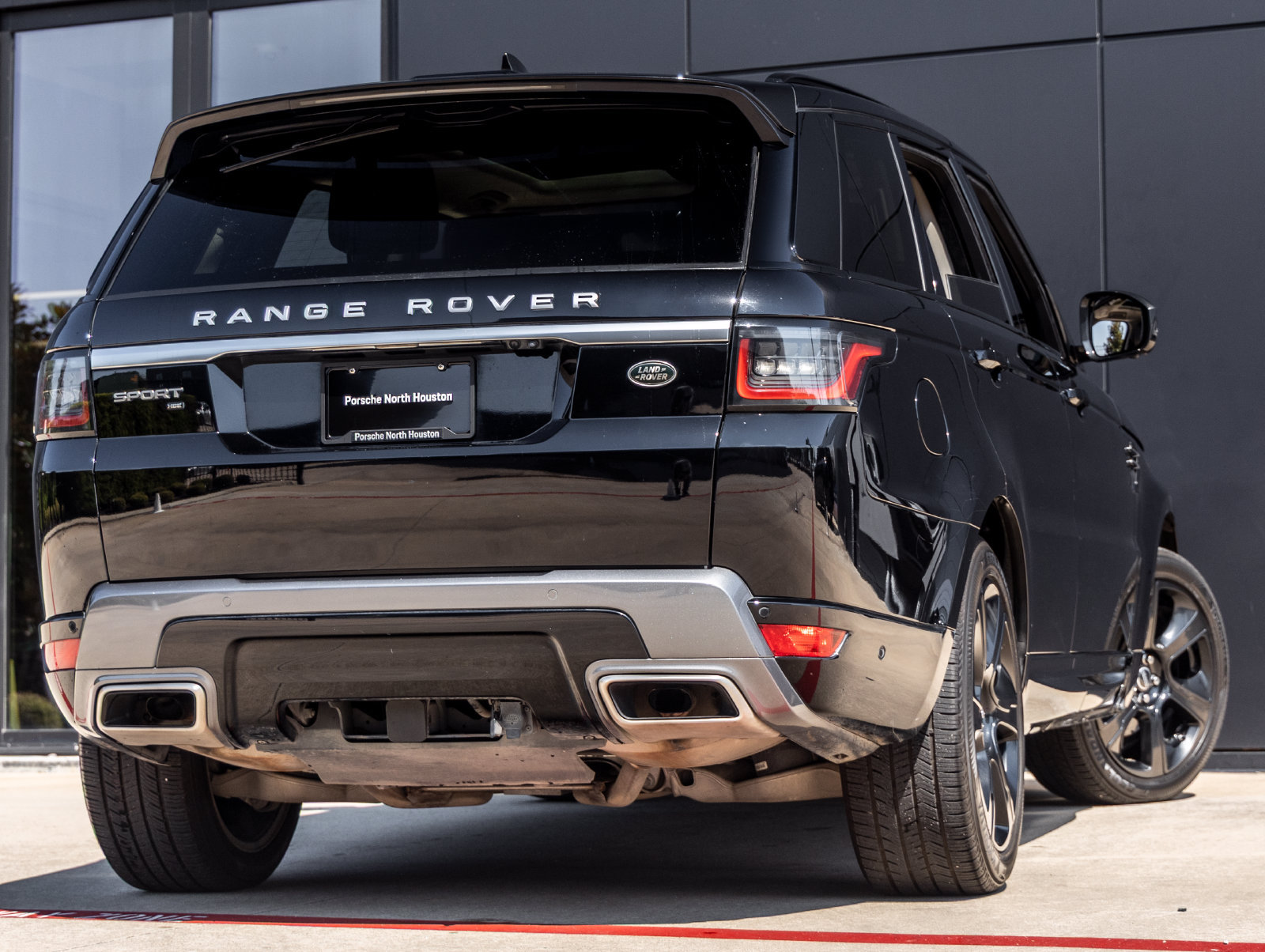 Used 2020 Land Rover Range Rover Sport HSE AWD/4WD image 8