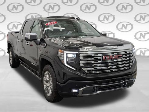 Used 2024 GMC Sierra 1500 Denali AWD/4WD image 42