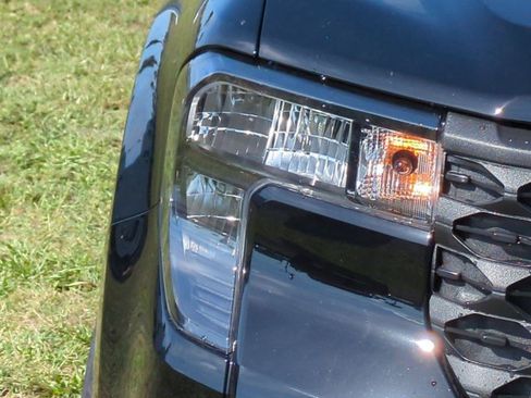 New 2026 Ford Maverick XL FWD image 10