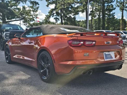Certified 2023 Chevrolet Camaro LT RWD image 3