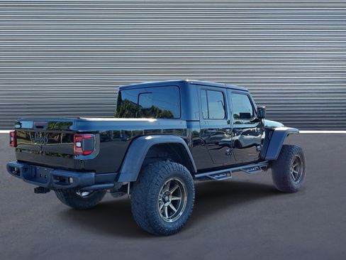Used 2021 Jeep Gladiator Rubicon AWD/4WD image 3
