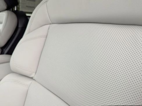 New 2026 Lincoln Navigator Reserve image 12