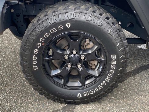 Used 2021 Jeep Wrangler Willys image 20