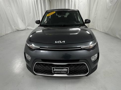 Used 2022 Kia Soul LX w/ Technology Package FWD image 9