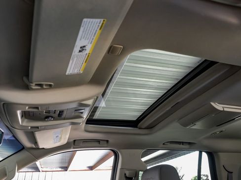 Used 2020 GMC Yukon Denali w/ Denali Ultimate Package image 22