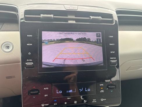 Used 2023 Hyundai Tucson SEL w/ Convenience Package FWD image 12