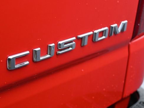 Used 2025 Chevrolet Silverado 1500 Custom image 22