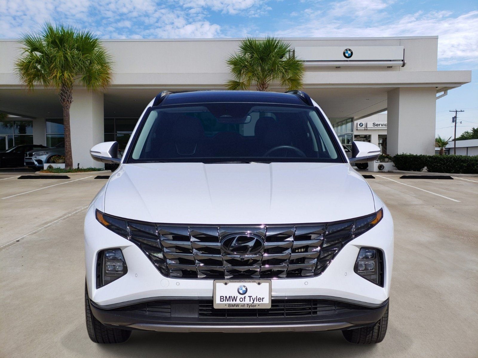 Used 2024 Hyundai Tucson Limited AWD/4WD image 2
