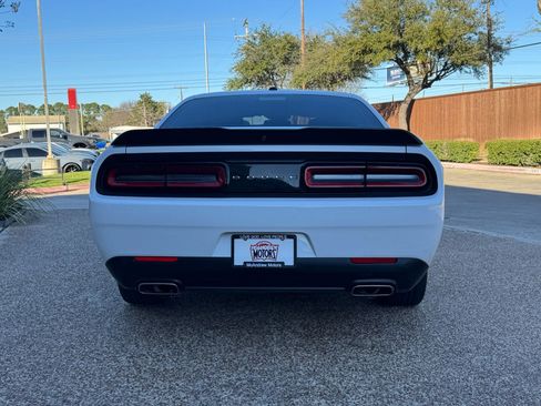 Used 2023 Dodge Challenger GT image 5