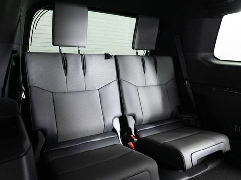 Used 2025 Lexus GX 550 w/ Cold Area Package AWD/4WD image 22
