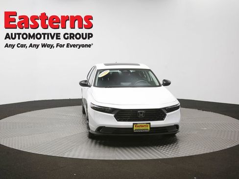 Used 2025 Honda Accord SE image 54