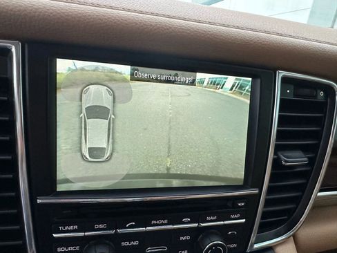Used 2011 Porsche Panamera S image 32