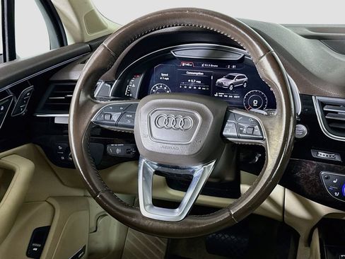 Used 2019 Audi Q7 3.0T Premium Plus w/ Premium Plus Package AWD/4WD image 10