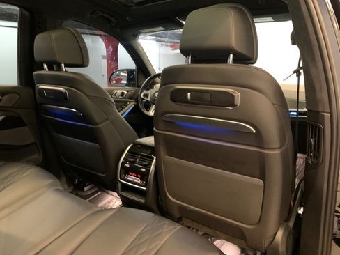 Used 2024 BMW X7 M60i AWD/4WD image 66