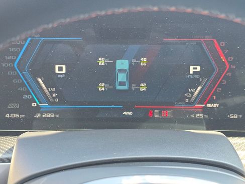 Used 2023 BMW XM AWD/4WD image 29