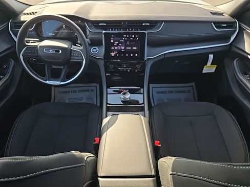 New 2026 Jeep Grand Cherokee L Laredo AWD/4WD image 25
