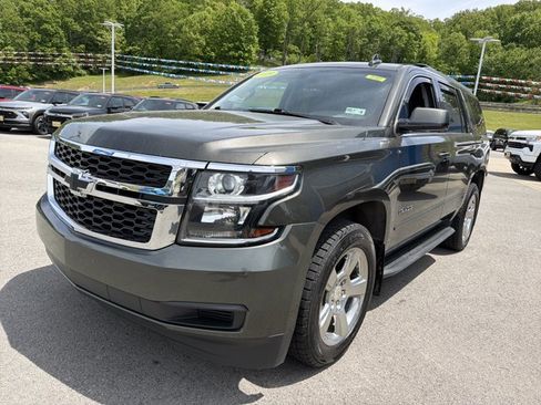 Used 2019 Chevrolet Tahoe LS w/ All-Season Package AWD/4WD image 10