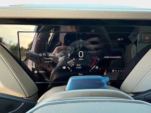 New 2026 GMC Yukon XL Denali w/ Denali Reserve Package RWD image 34