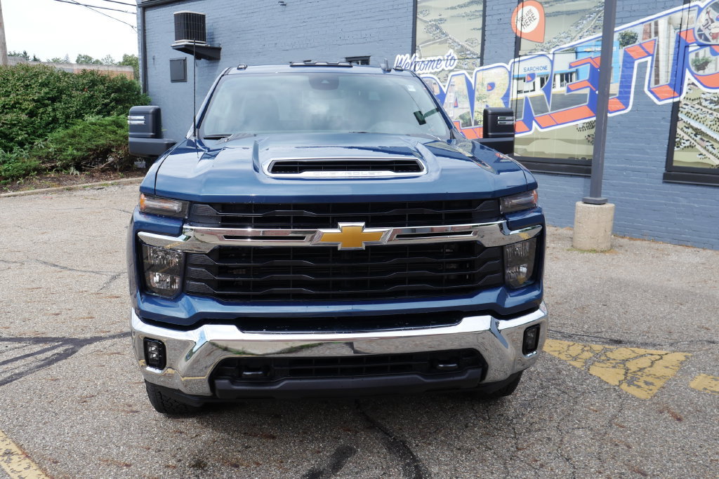 New 2026 Chevrolet Silverado 2500 LT AWD/4WD image 2