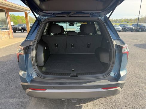 Used 2025 Chevrolet Equinox LT image 6