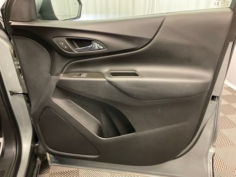 Used 2023 Chevrolet Equinox LT AWD/4WD image 22