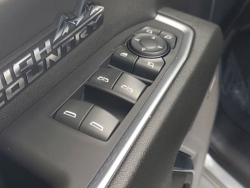 Used 2023 Chevrolet Silverado 1500 High Country image 19