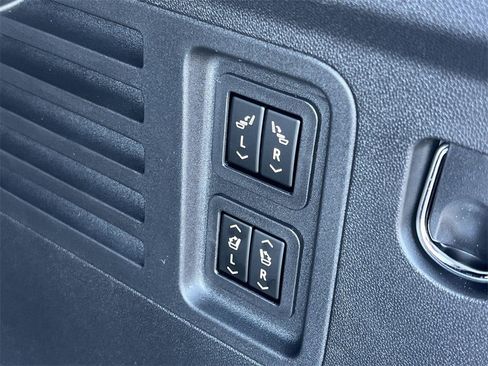 New 2026 GMC Acadia Denali w/ Super Cruise Package image 29