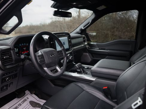 Used 2023 Ford F150 Lariat w/ Equipment Group 502A High image 4