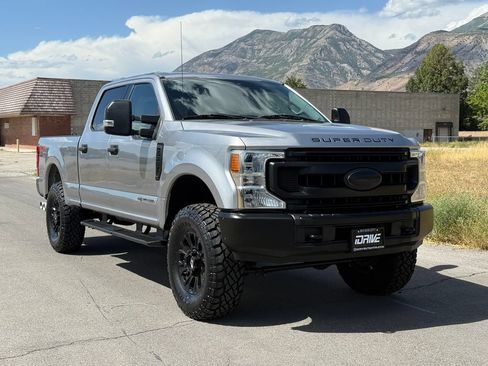 Used 2020 Ford F250 XLT AWD/4WD image 1