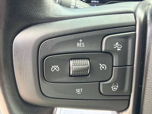 Used 2024 GMC Yukon Denali Ultimate AWD/4WD image 11