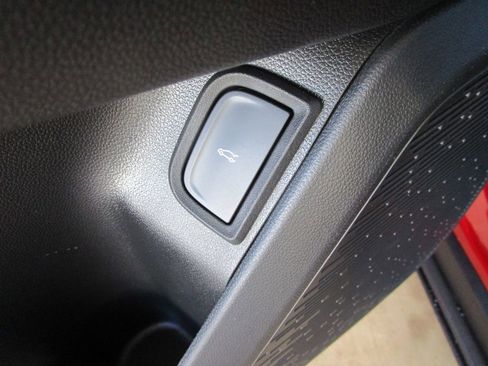 New 2026 Chevrolet Equinox LT w/ Convenience Package II image 20