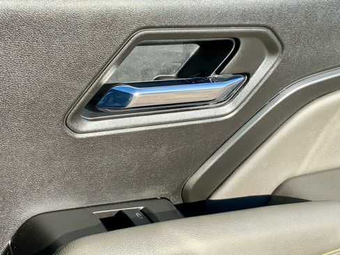 Certified 2025 Chevrolet Colorado ZR2 w/ Technology Package image 56