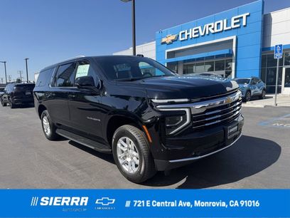 New 2026 Chevrolet Suburban LT w/ Comfort Package